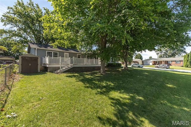 11716 Minot Drive, Bridgeton, MO 63044
