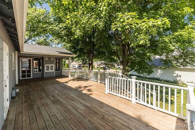 11716 Minot Drive, Bridgeton, MO 63044