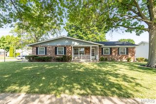 11716 Minot Drive, Bridgeton, MO 63044