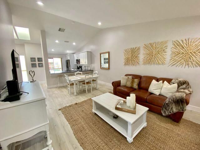 13065 Albright Court 27, Wellington, FL 33414