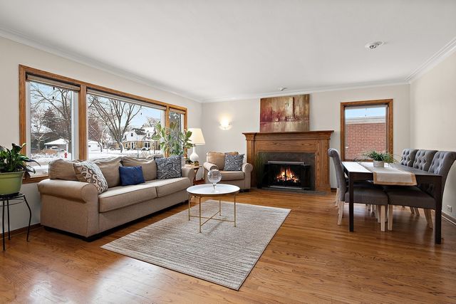 320 Cornell Avenue, Des Plaines, IL 60016