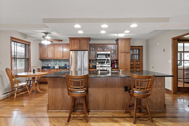 320 Cornell Avenue, Des Plaines, IL 60016