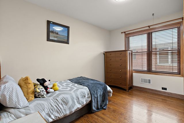 320 Cornell Avenue, Des Plaines, IL 60016