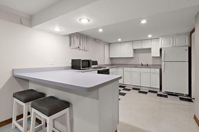 320 Cornell Avenue, Des Plaines, IL 60016