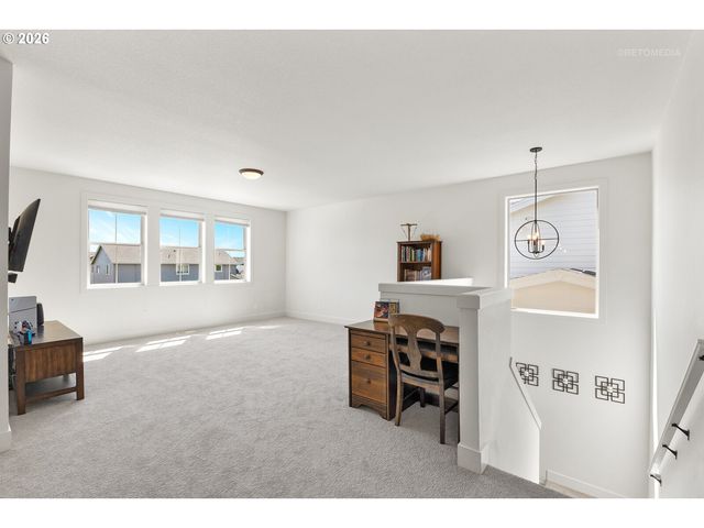3628 HAZELNUT St, Forest Grove, OR 97116