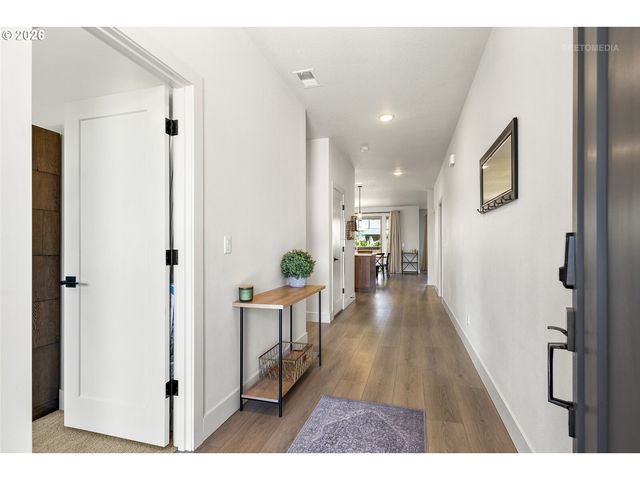 3628 HAZELNUT St, Forest Grove, OR 97116