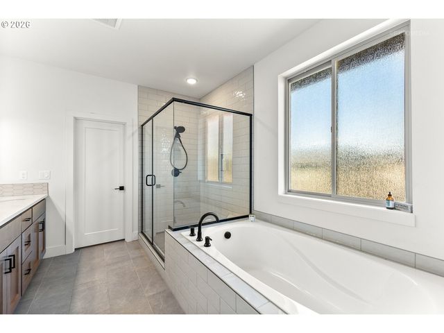 3628 HAZELNUT St, Forest Grove, OR 97116