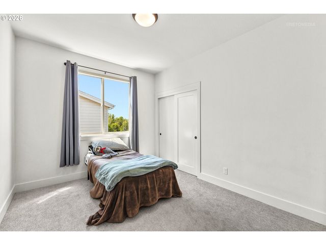3628 HAZELNUT St, Forest Grove, OR 97116