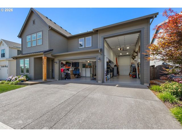 3628 HAZELNUT St, Forest Grove, OR 97116