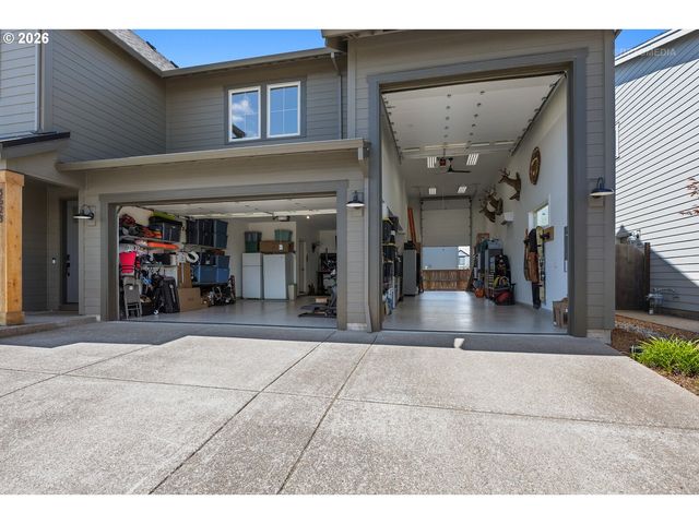3628 HAZELNUT St, Forest Grove, OR 97116