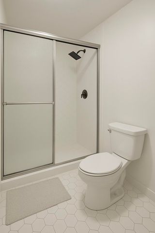 1739 Embassy Drive 202, West Palm Beach, FL 33401