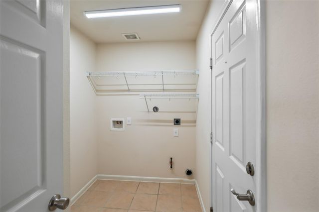 4710 Woodsend Lane, Kingwood, TX 77345