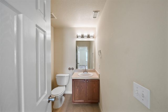 4710 Woodsend Lane, Kingwood, TX 77345