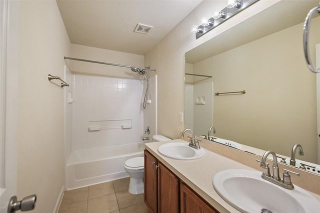 4710 Woodsend Lane, Kingwood, TX 77345