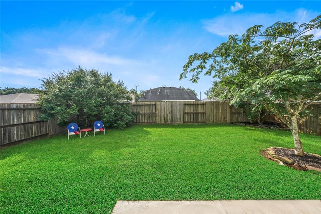 4710 Woodsend Lane, Kingwood, TX 77345