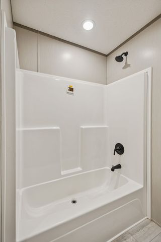 1053 Buncombe Rd, Belvidere, TN 37306