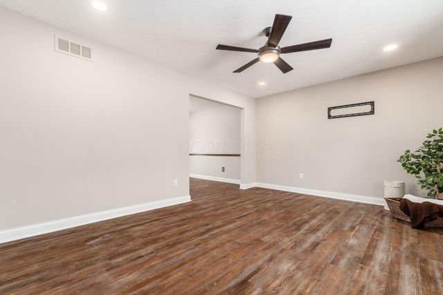 292 Maple Place, Pickerington, OH 43147