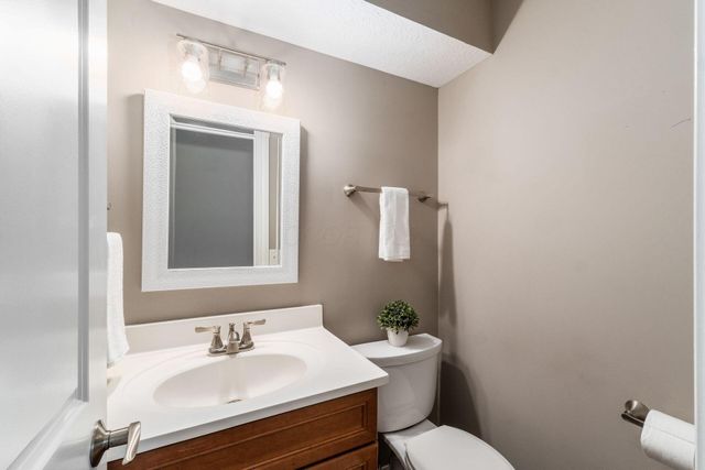 292 Maple Place, Pickerington, OH 43147