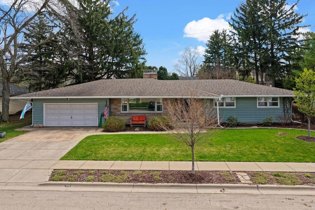 149 Goodland Street, Sun Prairie, WI 53590
