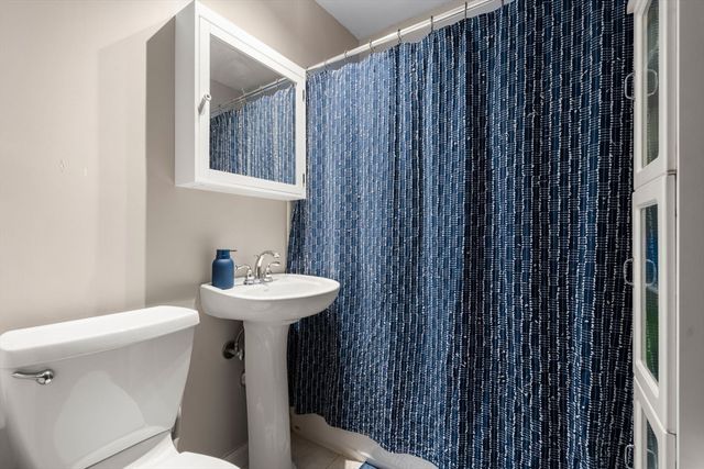 99 Verchild St, Quincy, MA 02169