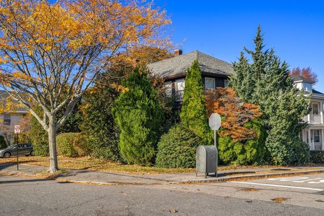 99 Verchild St, Quincy, MA 02169