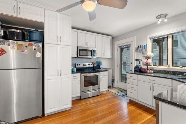 99 Verchild St, Quincy, MA 02169