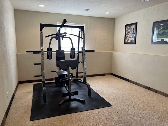 2340 LADYBIRD DRIVE, Neenah, WI 54956