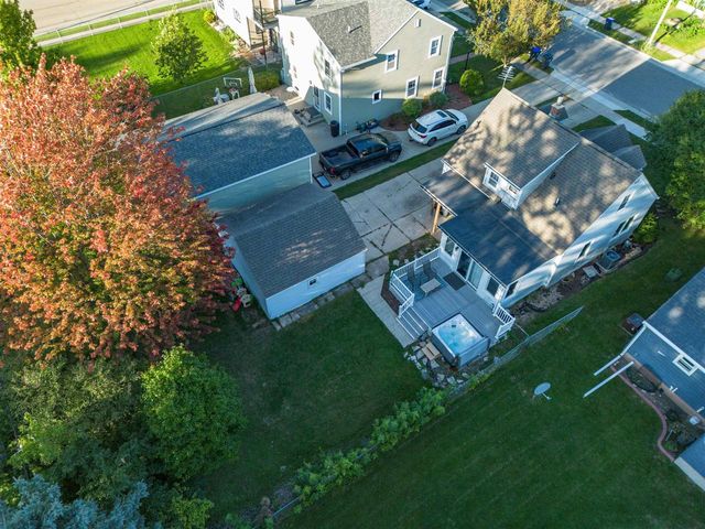 605 CHESTNUT STREET, Neenah, WI 54956