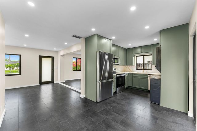 321 NE 59th Street, Oakland Park, FL 33334