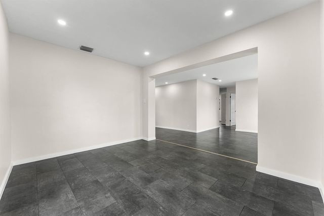 321 NE 59th Street, Oakland Park, FL 33334