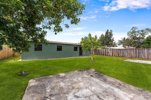321 NE 59th Street, Oakland Park, FL 33334