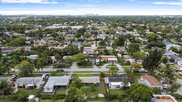 321 NE 59th Street, Oakland Park, FL 33334