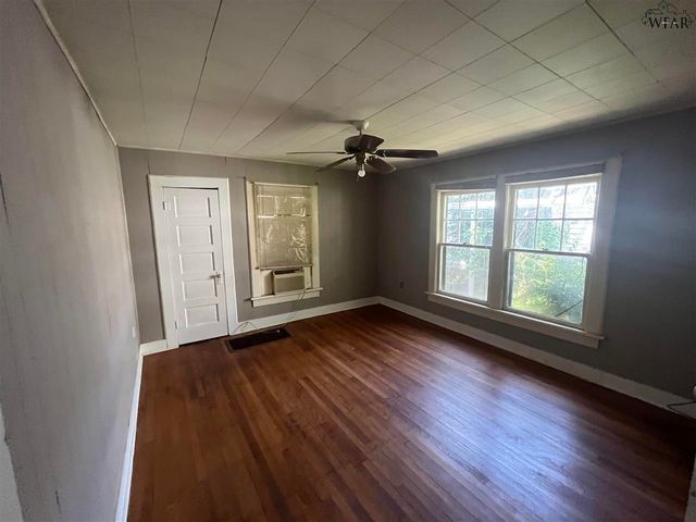 1712 MCGREGOR AVENUE, Wichita Falls, TX 76301