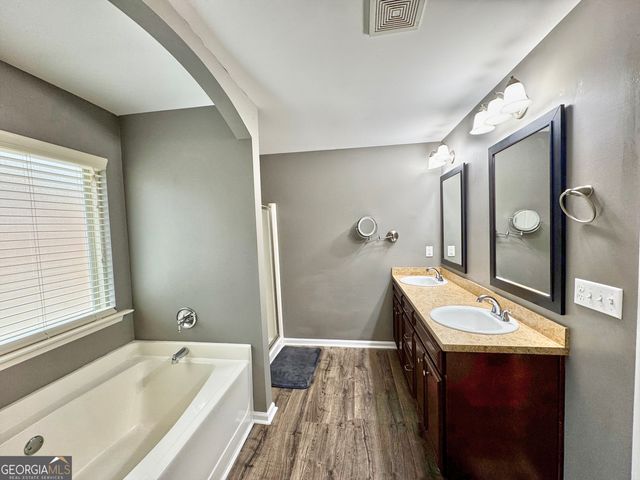 111 Copper Creek Drive, Lagrange, GA 30240