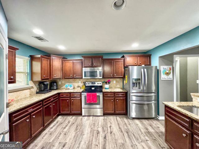 111 Copper Creek Drive, Lagrange, GA 30240