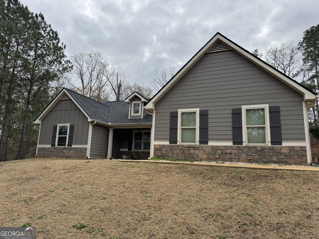 111 Copper Creek Drive, Lagrange, GA 30240
