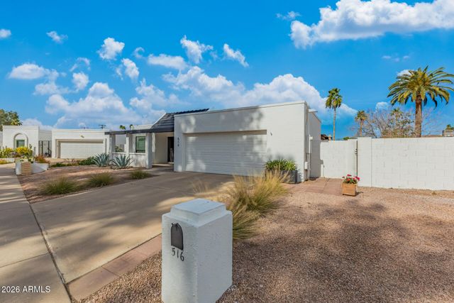 516 E PIPING ROCK Road, Phoenix, AZ 85022