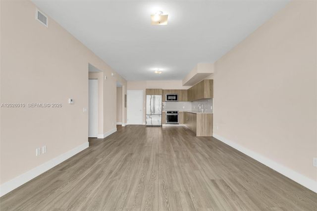 2960 NE 207th St 1108, Aventura, FL 33180