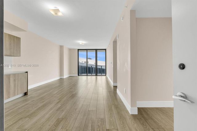 2960 NE 207th St 1108, Aventura, FL 33180