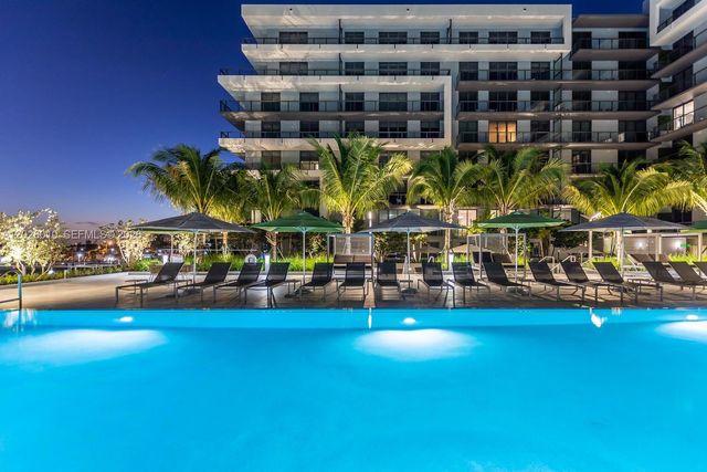 2960 NE 207th St 1108, Aventura, FL 33180