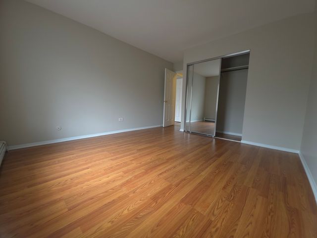 412 E Bailey Road 101, Naperville, IL 60565