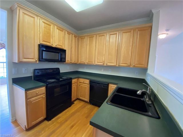 5101 Ivystone Lane, Winston-salem, NC 27104