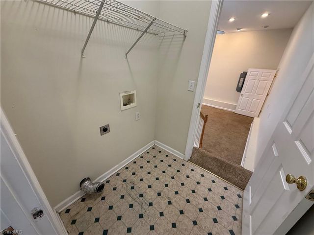 5101 Ivystone Lane, Winston-salem, NC 27104