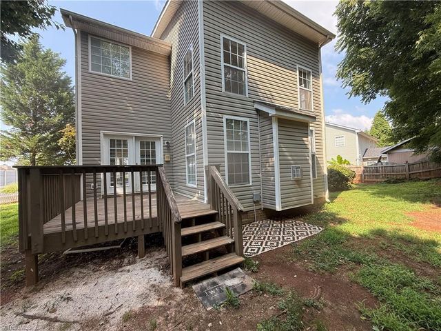 5101 Ivystone Lane, Winston-salem, NC 27104