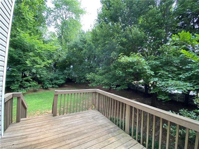 5101 Ivystone Lane, Winston-salem, NC 27104