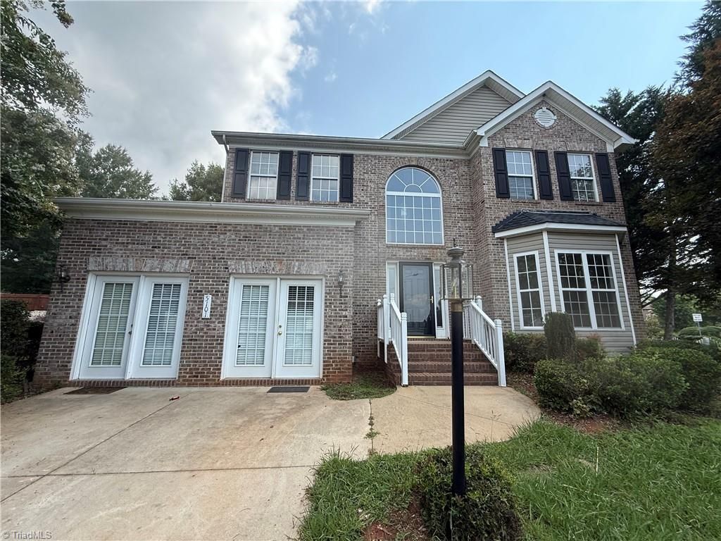 5101 Ivystone Lane, Winston-salem, NC 27104