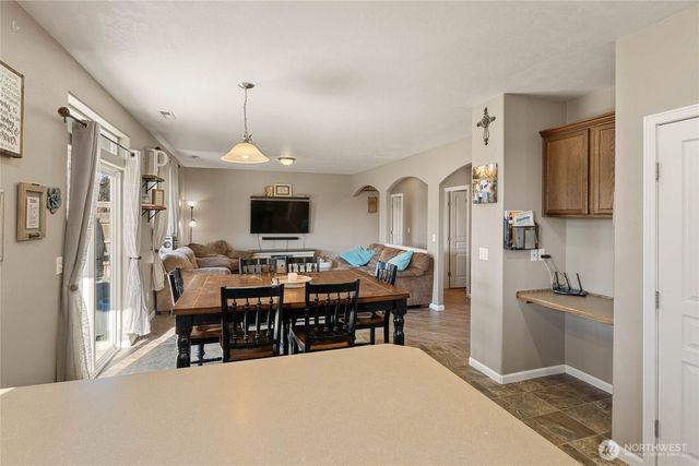 800 S Hamilton Road, Moses Lake, WA 98837