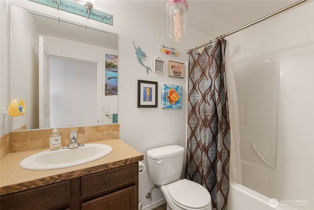 800 S Hamilton Road, Moses Lake, WA 98837