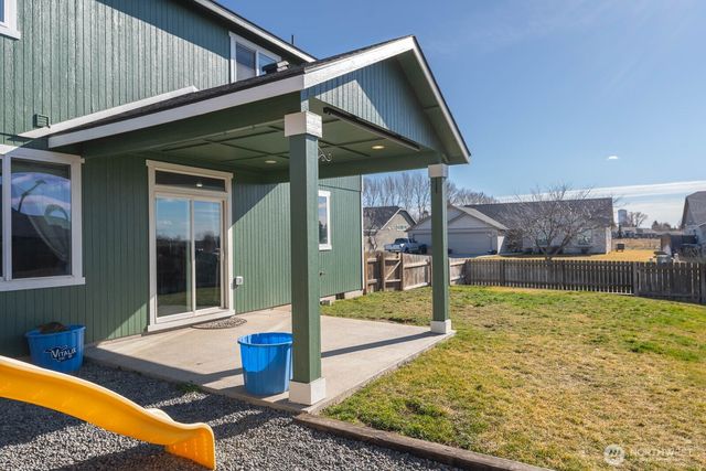 800 S Hamilton Road, Moses Lake, WA 98837