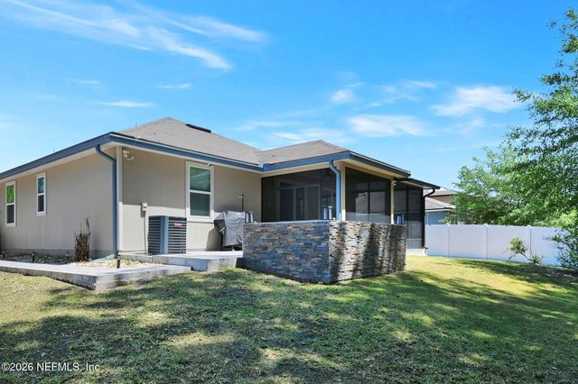 11614 CARSON LAKE Drive W, Jacksonville, FL 32221